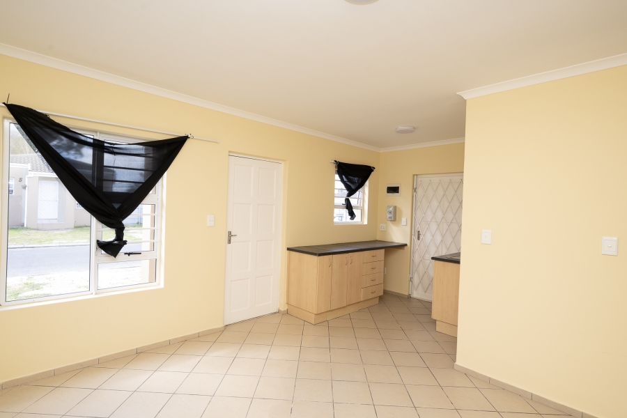 2 Bedroom Property for Sale in Sunset Glen Western Cape